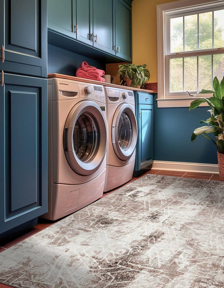 Detail image of 7' x 10' Monaco Rug