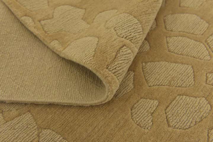 5' 8 x 7' 8 Hand Knotted Nepal Wool Rug