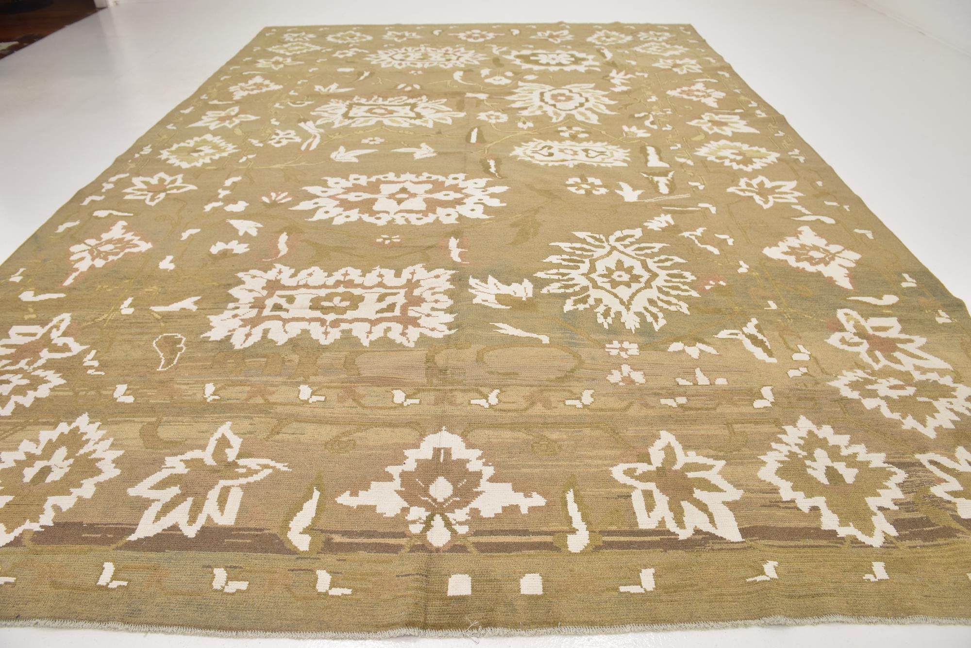 11' 5 x 16' 8 Hand Knotted Oushak Rug
