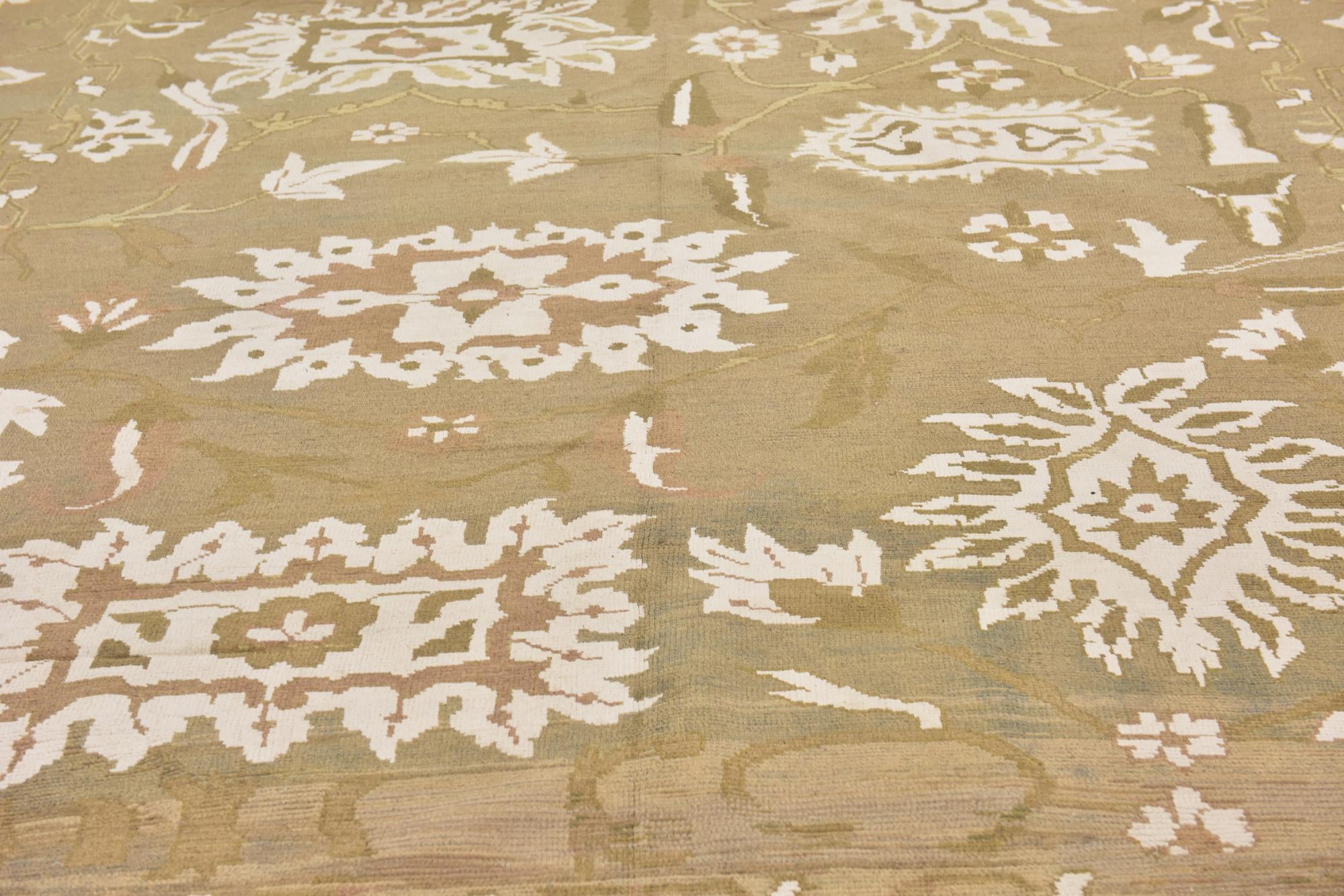 11' 5 x 16' 8 Hand Knotted Oushak Rug