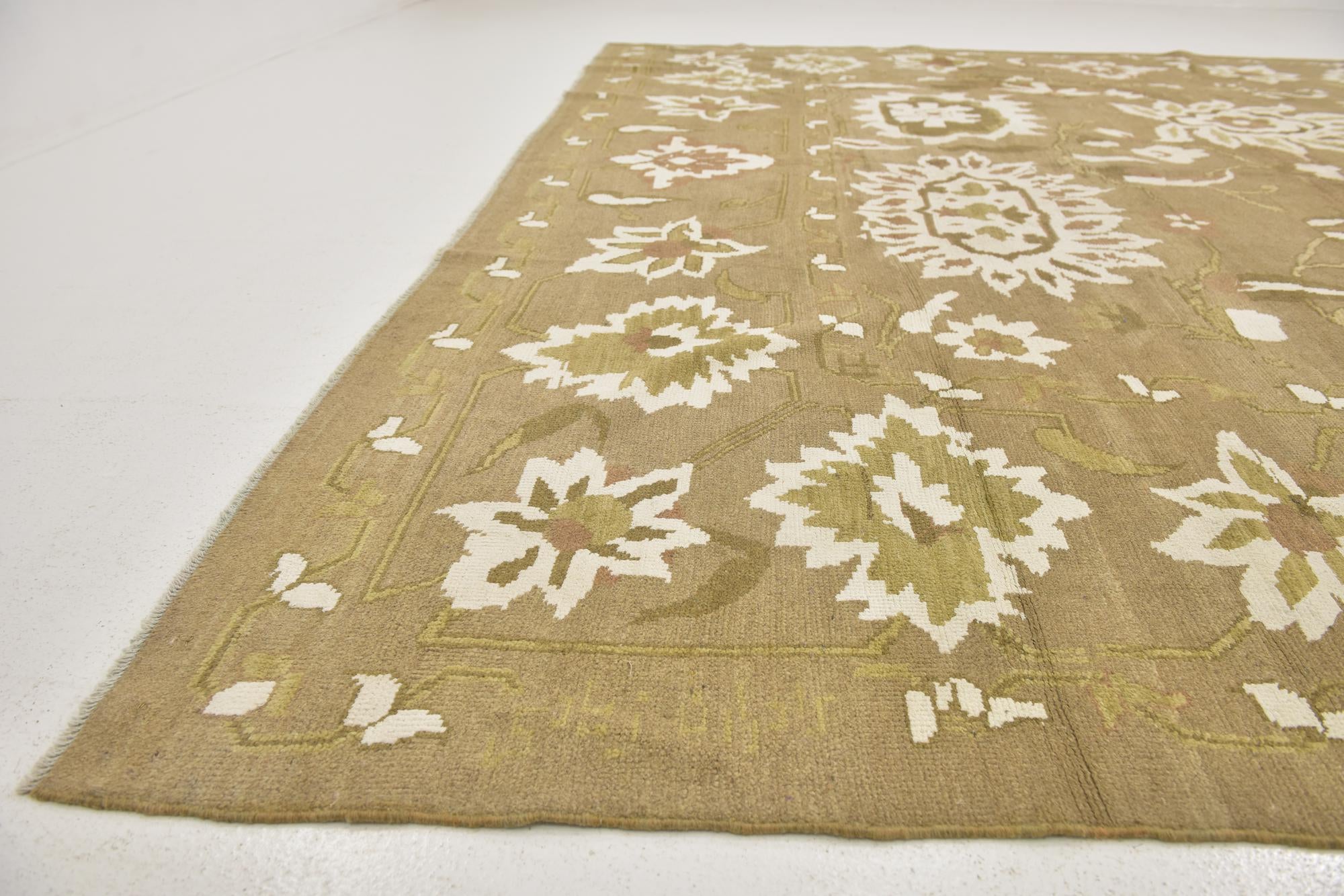 11' 5 x 16' 8 Hand Knotted Oushak Rug
