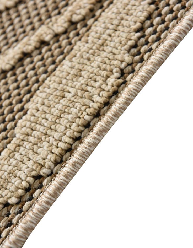 Detail image of 5' 4 x 7' 8  Washable Modern Indoor / Outdoor Rug