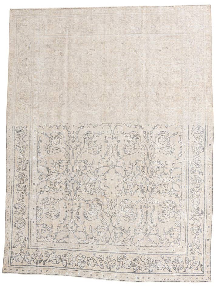 Detail image of 9' 6 x 12' 5 Hand Knotted Ultra Vintage Persian Wool Rug