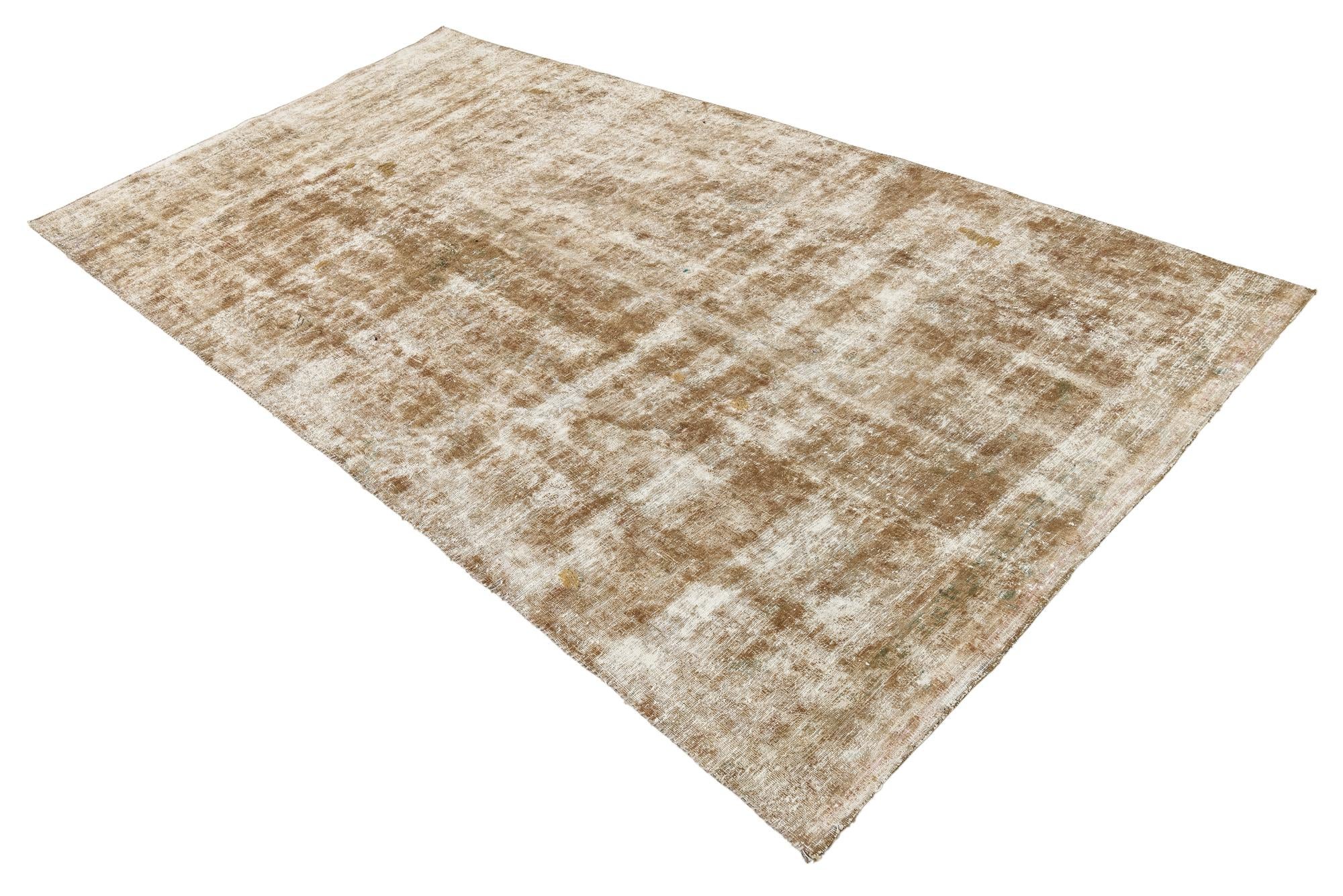 5' 5 x 10' 2 Hand Knotted Ultra Vintage Persian Wool Rug