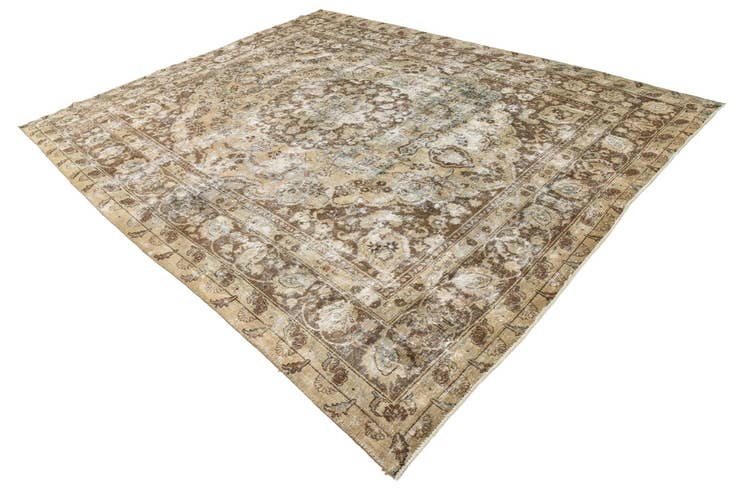Detail image of 9' 10 x 12' 5 Hand Knotted Ultra Vintage Persian Wool Rug