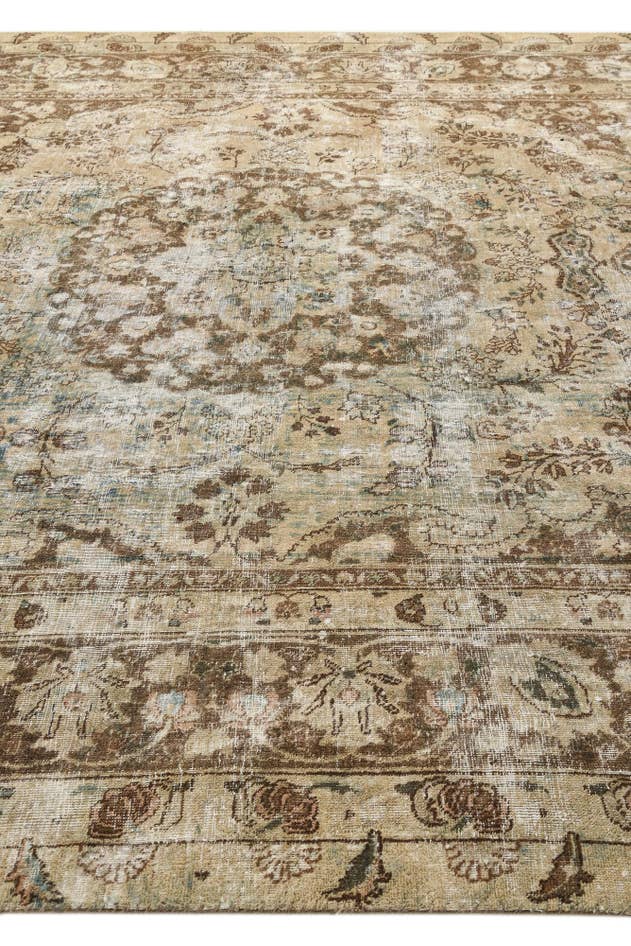 Detail image of 9' 10 x 12' 5 Hand Knotted Ultra Vintage Persian Wool Rug