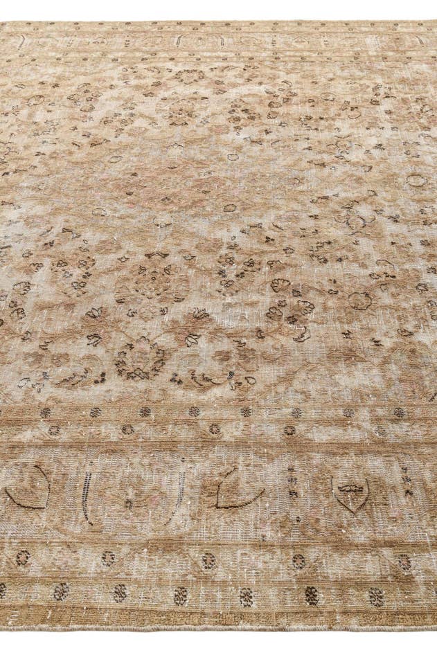 Detail image of 9' 5 x 12' 6 Hand Knotted Ultra Vintage Persian Wool Rug