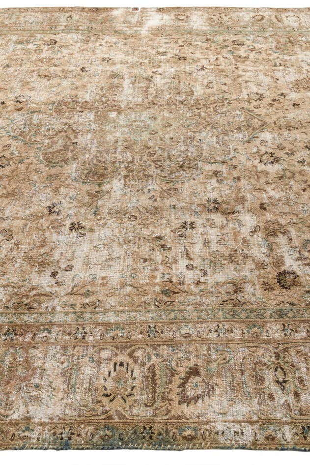 Detail image of 9' 1 x 11' 9 Hand Knotted Ultra Vintage Persian Wool Rug