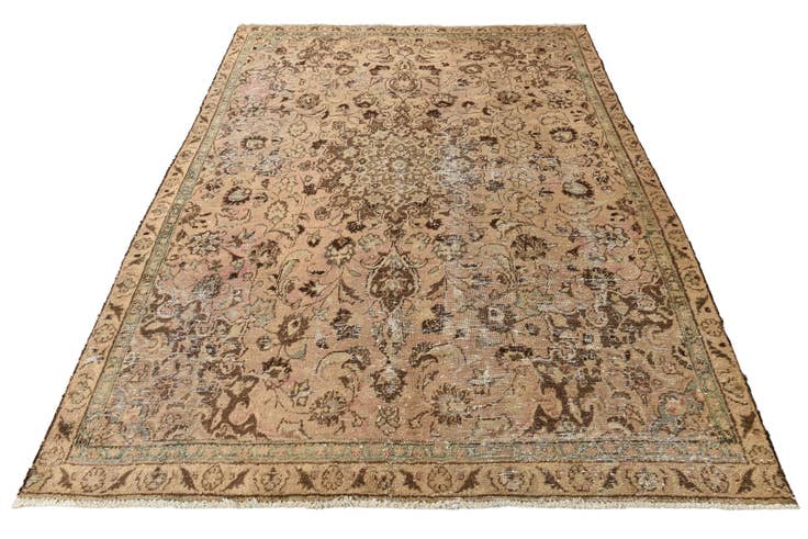 Detail image of 7' x 9' 6 Hand Knotted Ultra Vintage Persian Wool Rug