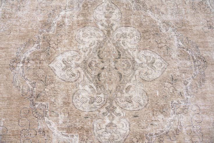 Detail image of 9' 6 x 12' 8 Hand Knotted Ultra Vintage Persian Wool Rug