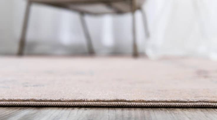 Detail image of 10' x 13' Victoria Rug