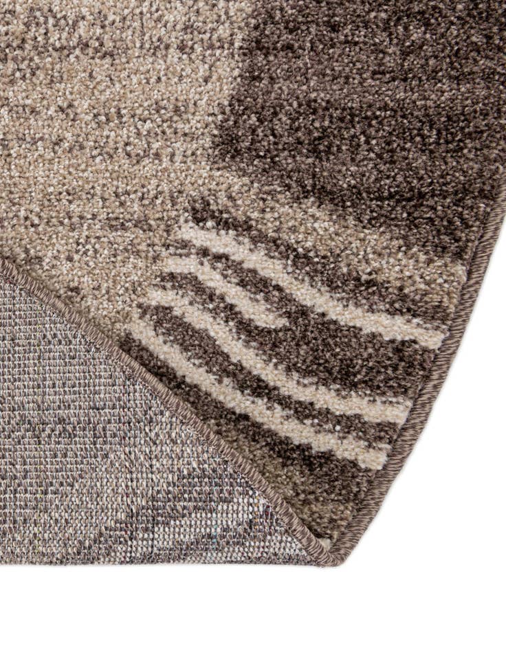 Detail image of 7' 10 x 7' 10 Angelica Round Rug