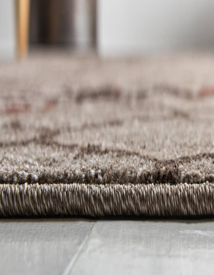 Detail image of 6' x 6' Lattice Round Rug