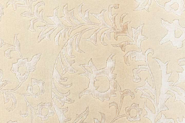 2' 7 x 13' Darya Runner Rug