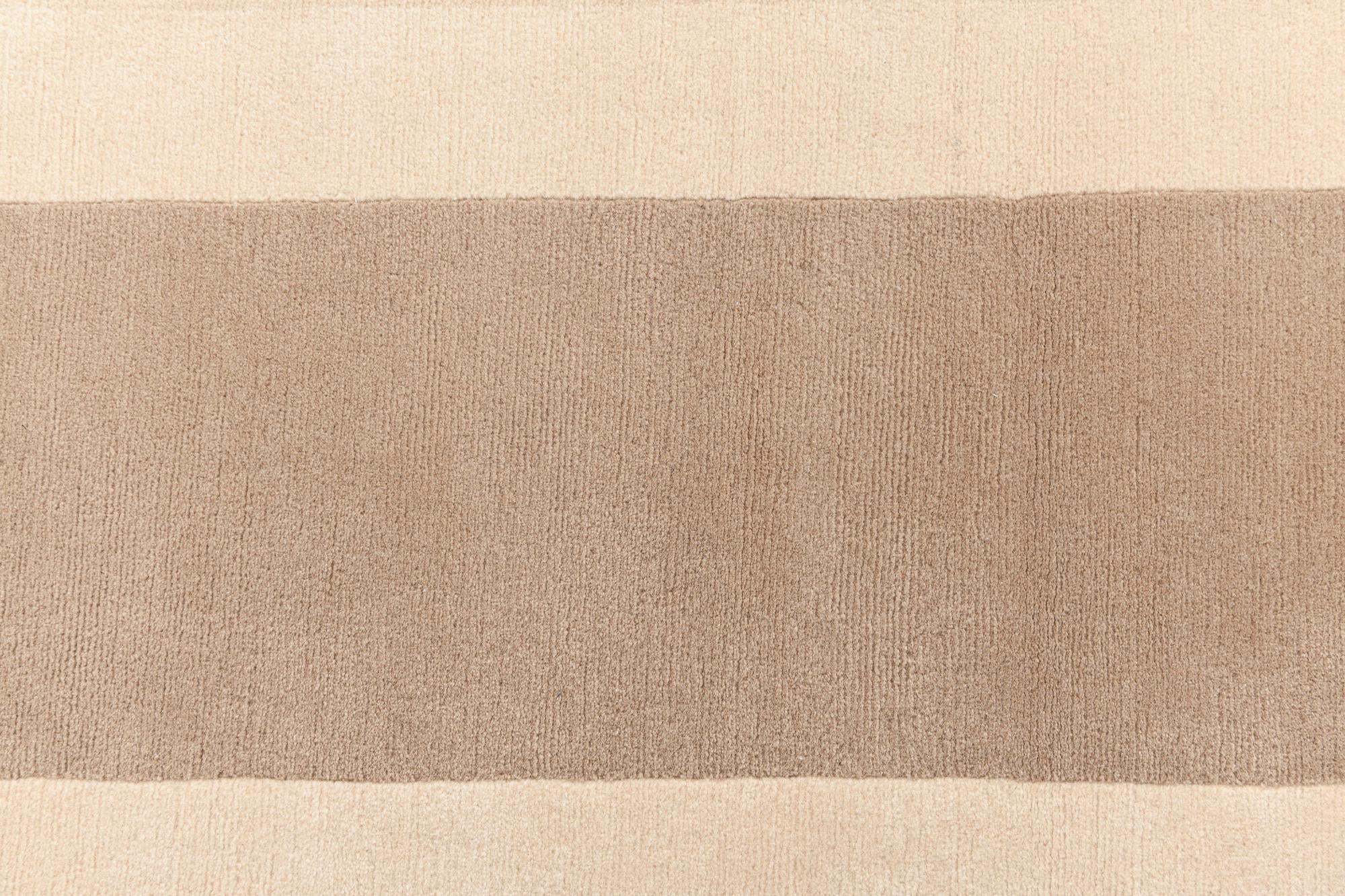2' 7 x 13' Darya Runner Rug