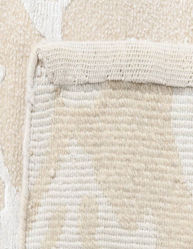 Detail image of 2' 8 x 13' Darya Runner Rug