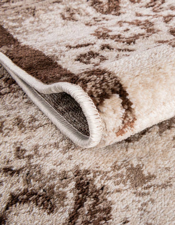 Detail image of 3' x 9' 10 Himalaya Runner Rug