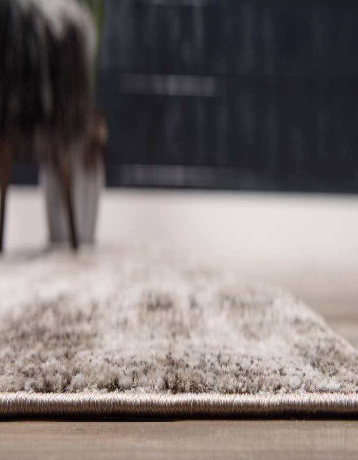 Detail image of 3' 3 x 16' 5 Monte Carlo Runner Rug