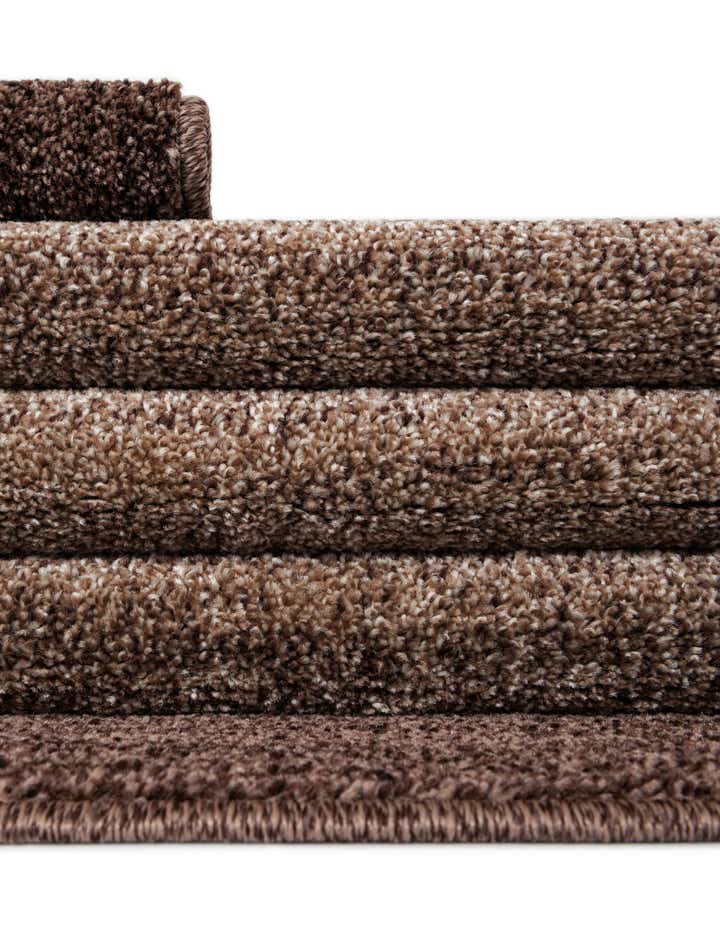 7' 10 x 7' 10 Angelica Square Rug
