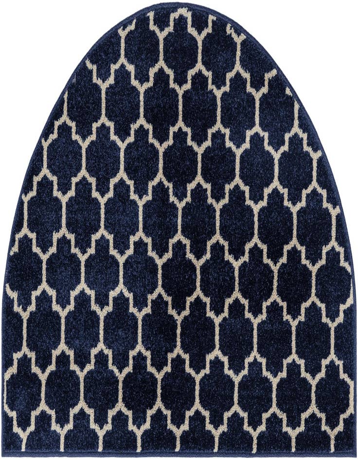 Detail image of 2' 7 x 4' Lattice Hearth Rug