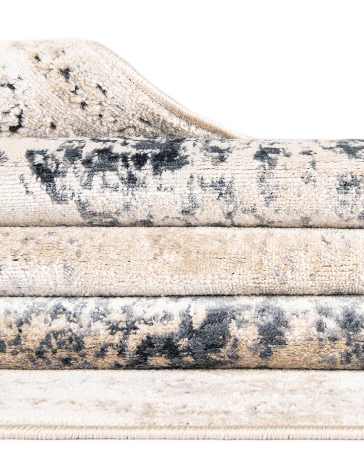 Detail image of 2' x 3' Villa Hearth Rug