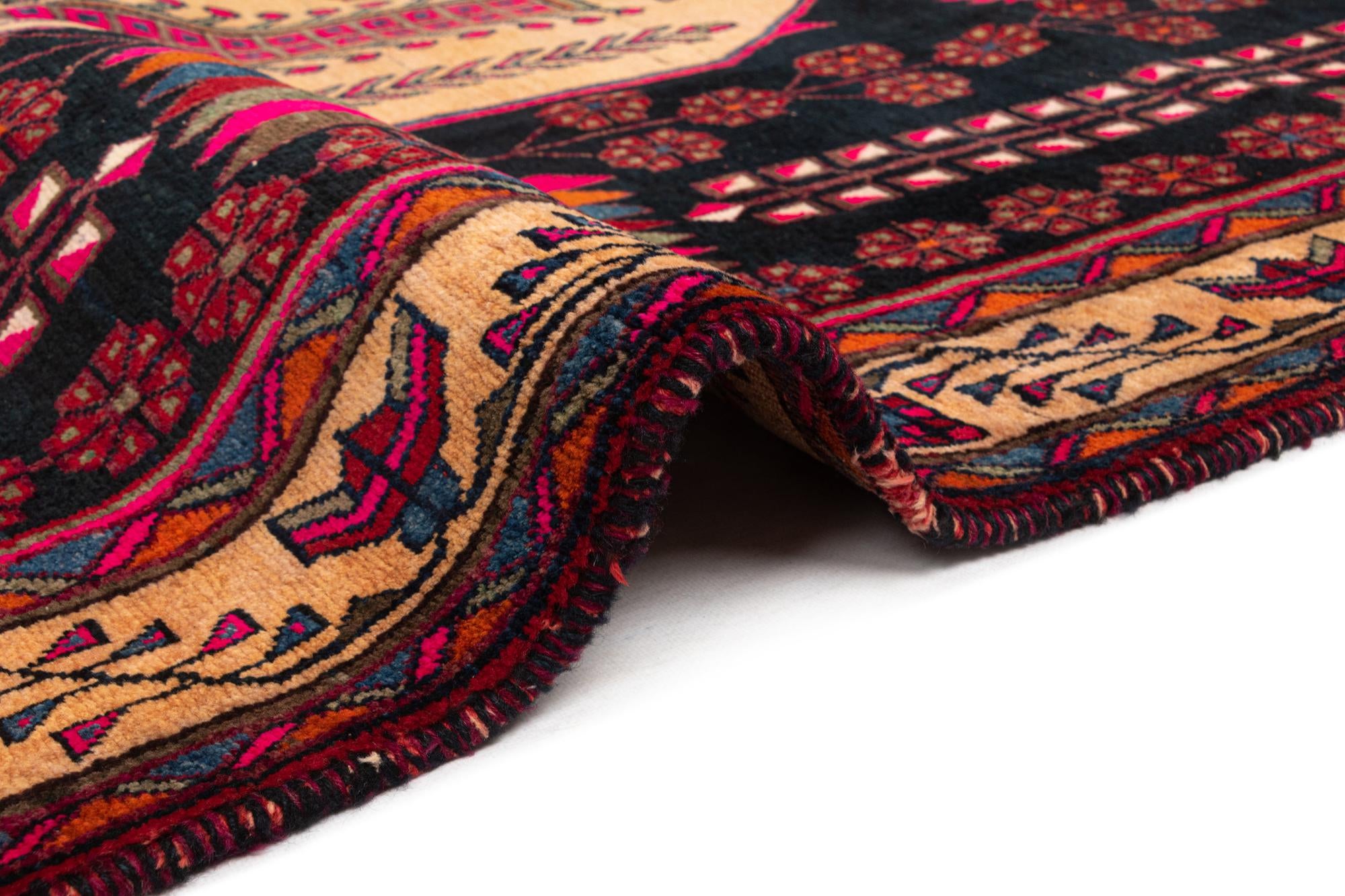 6' 11 x 9' 11 Abadeh Wool Rug