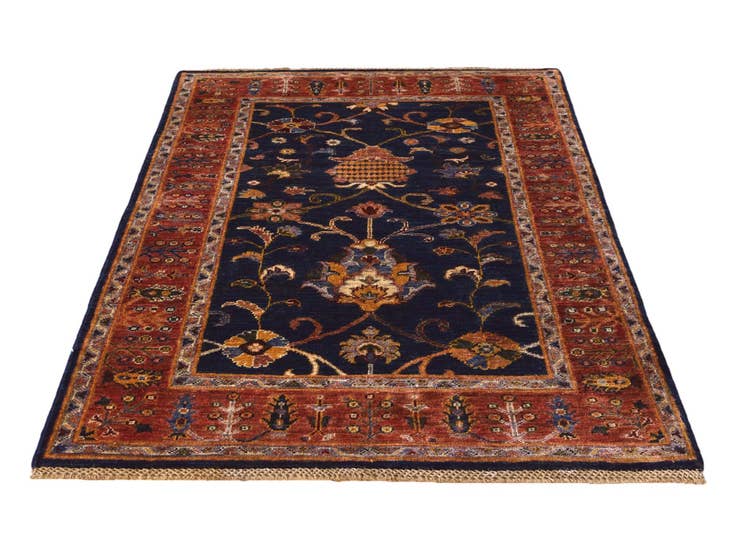 Detail image of 3' 3 x 4' 10 Hand Knotted Ariana Ziegler Rug
