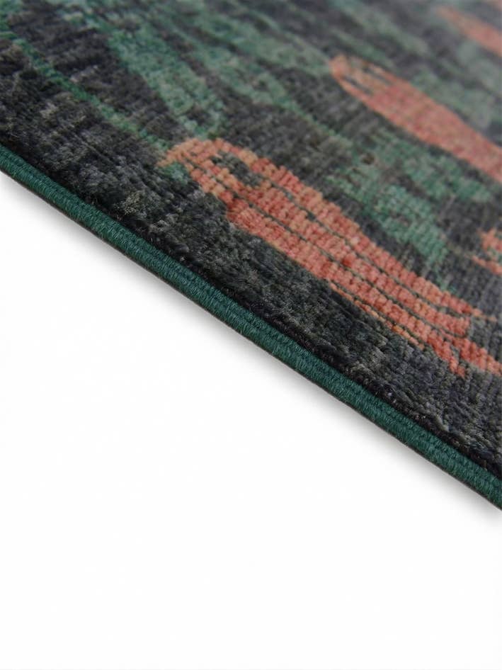 Detail image of 4' 2 x 6' 7 Hand Knotted Ariana Ziegler Rug