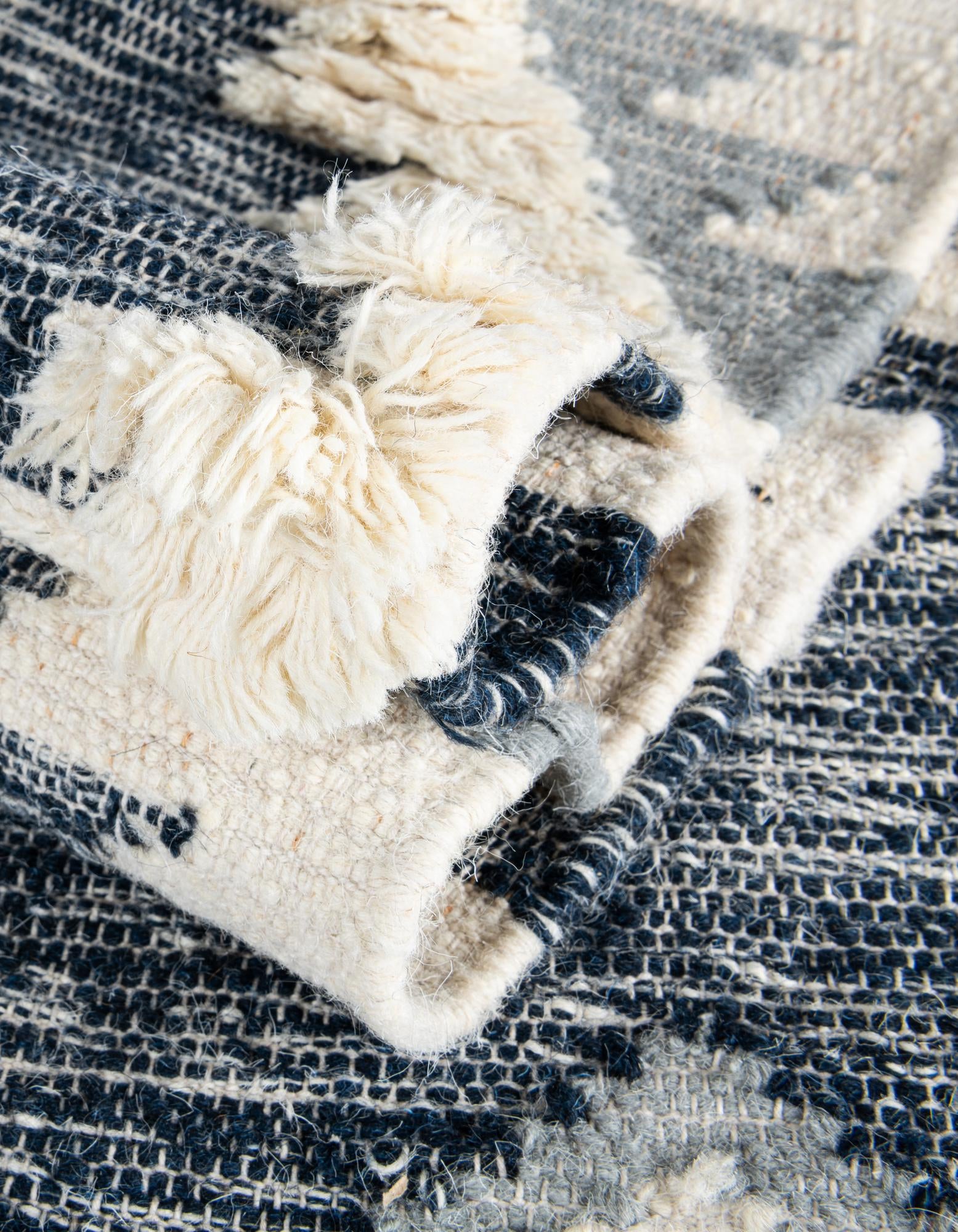 3' 3 x 5' 1 Hand Woven Arizona Wool Rug