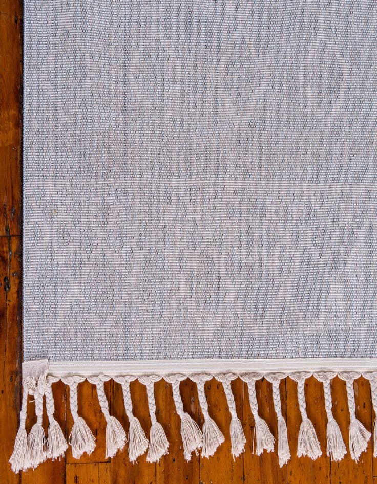 Detail image of 4' 5 x 6' 3 Artemis Rug