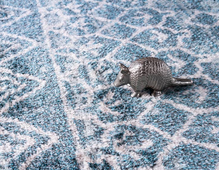 Detail image of 4' 5 x 6' 3 Atlas Rug