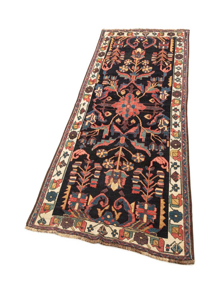 Detail image of 4' 3 x 7' 7 Bachtiar Rug