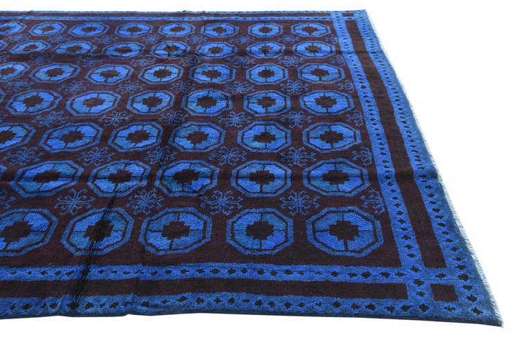 Detail image of 8' 1 x 10' Hand Knotted Balouch Wool Rug
