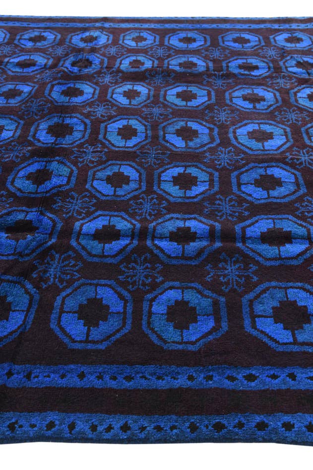 Detail image of 8' 1 x 10' Hand Knotted Balouch Wool Rug