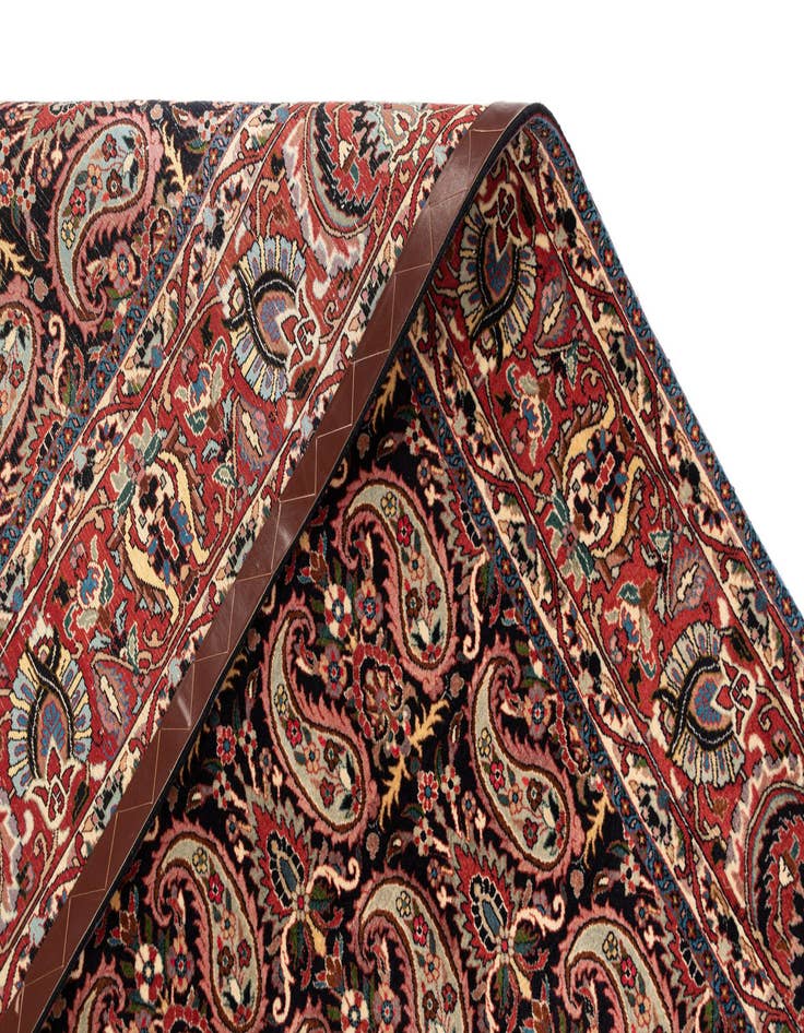 Detail image of 8' 4 x 11' 4 Bidjar Wool Rug