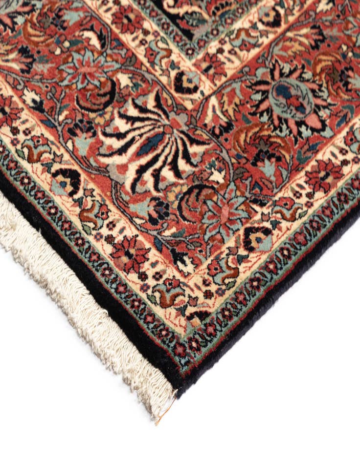 Detail image of 8' 6 x 11' 7 Bidjar Wool Rug