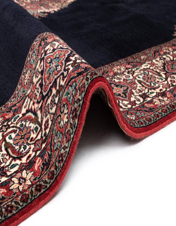 Detail image of 8' 6 x 11' 10 Bidjar Wool Rug
