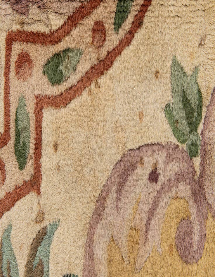 Detail image of 7' 7 x 10' 9  Hand Knotted Carved Pekin Wool Rug