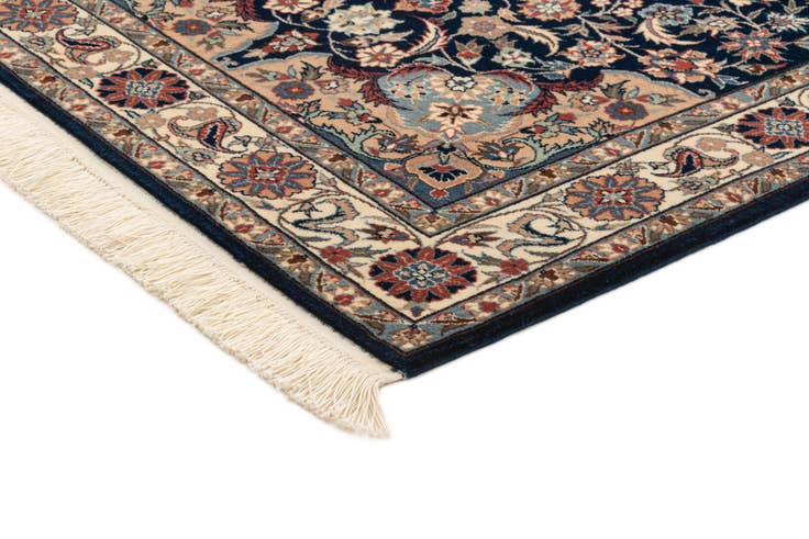 Detail image of 3' x 5' China Rug