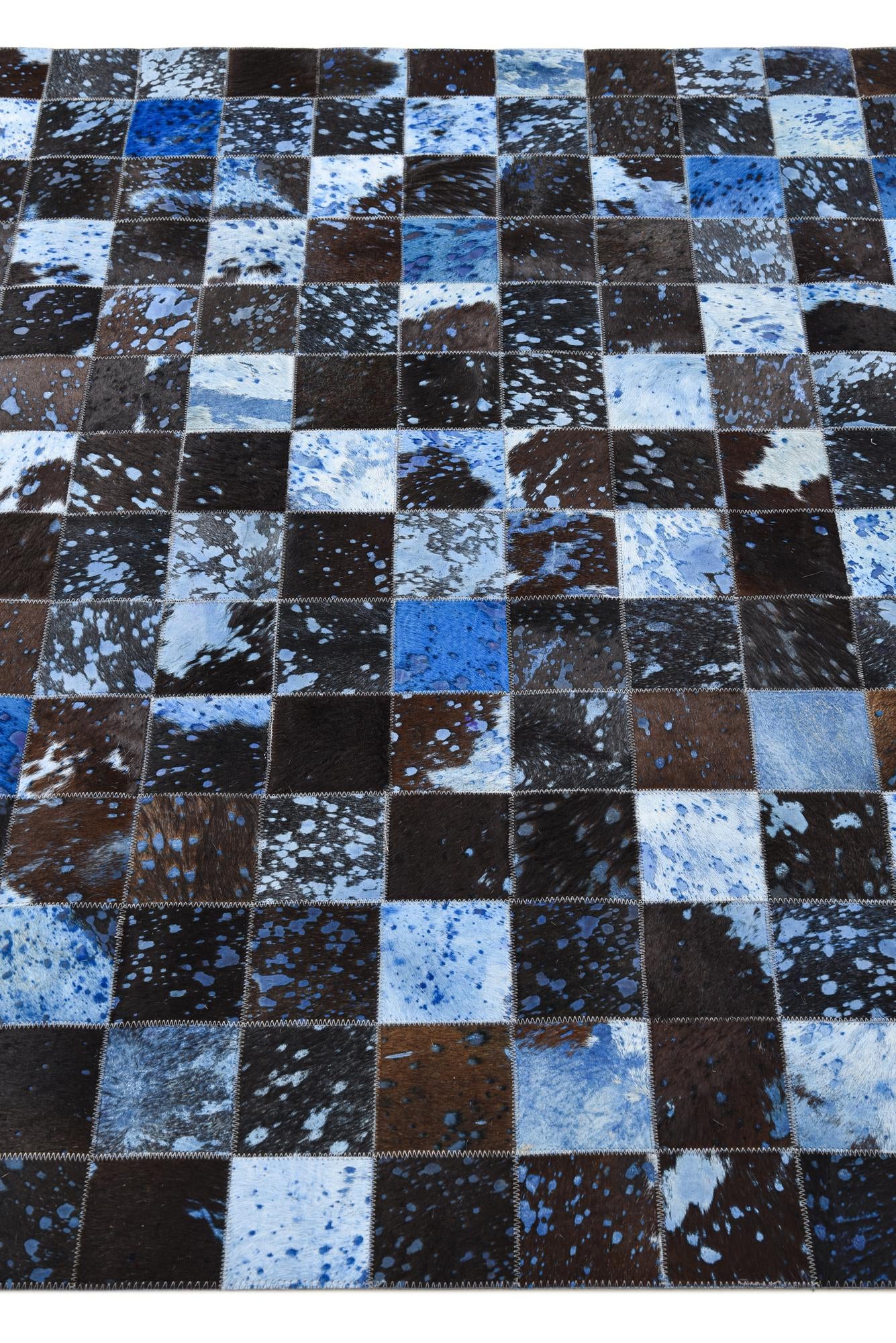4' 7 x 6' 6 Cowhide Leather Rug