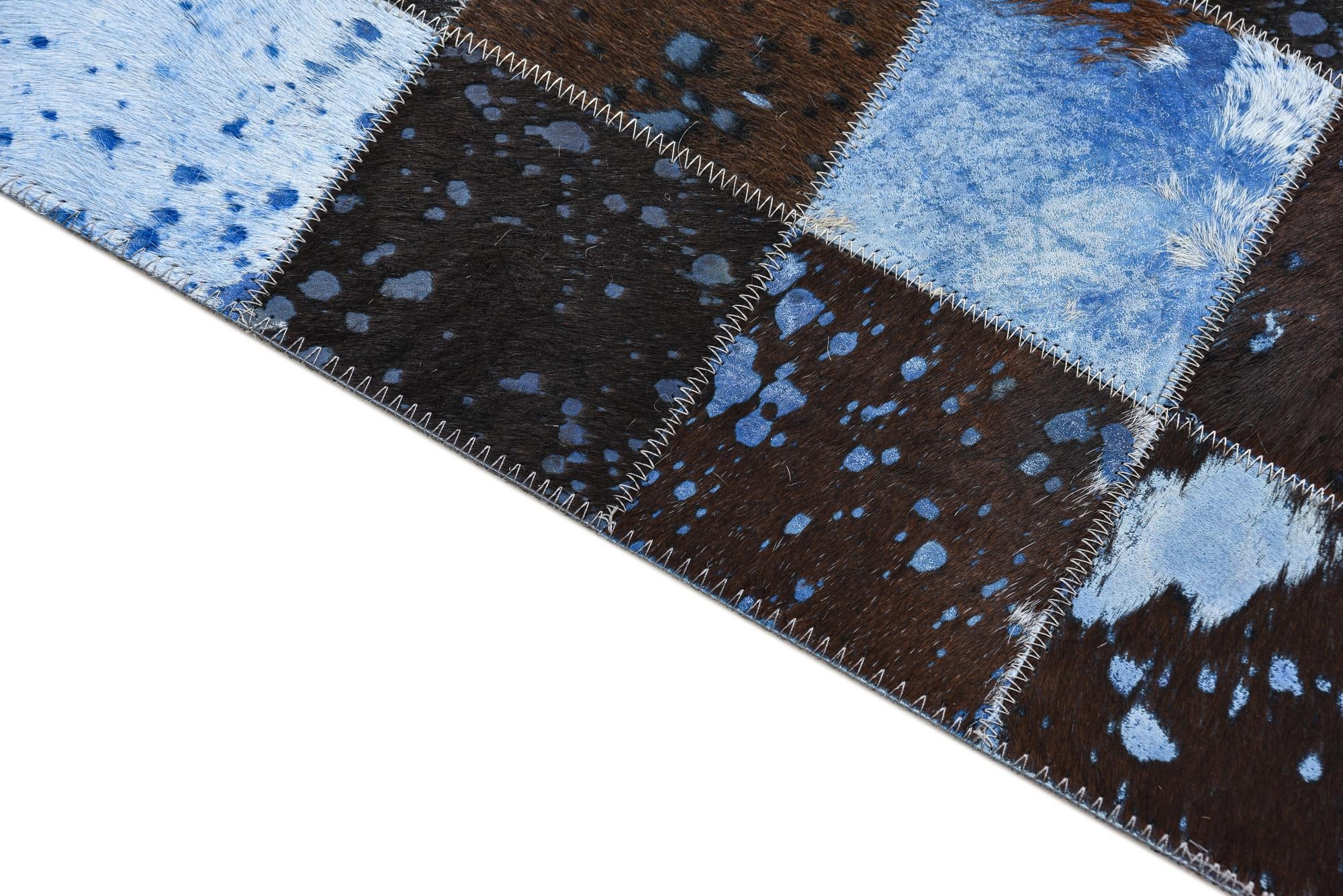 4' 7 x 6' 6 Cowhide Leather Rug