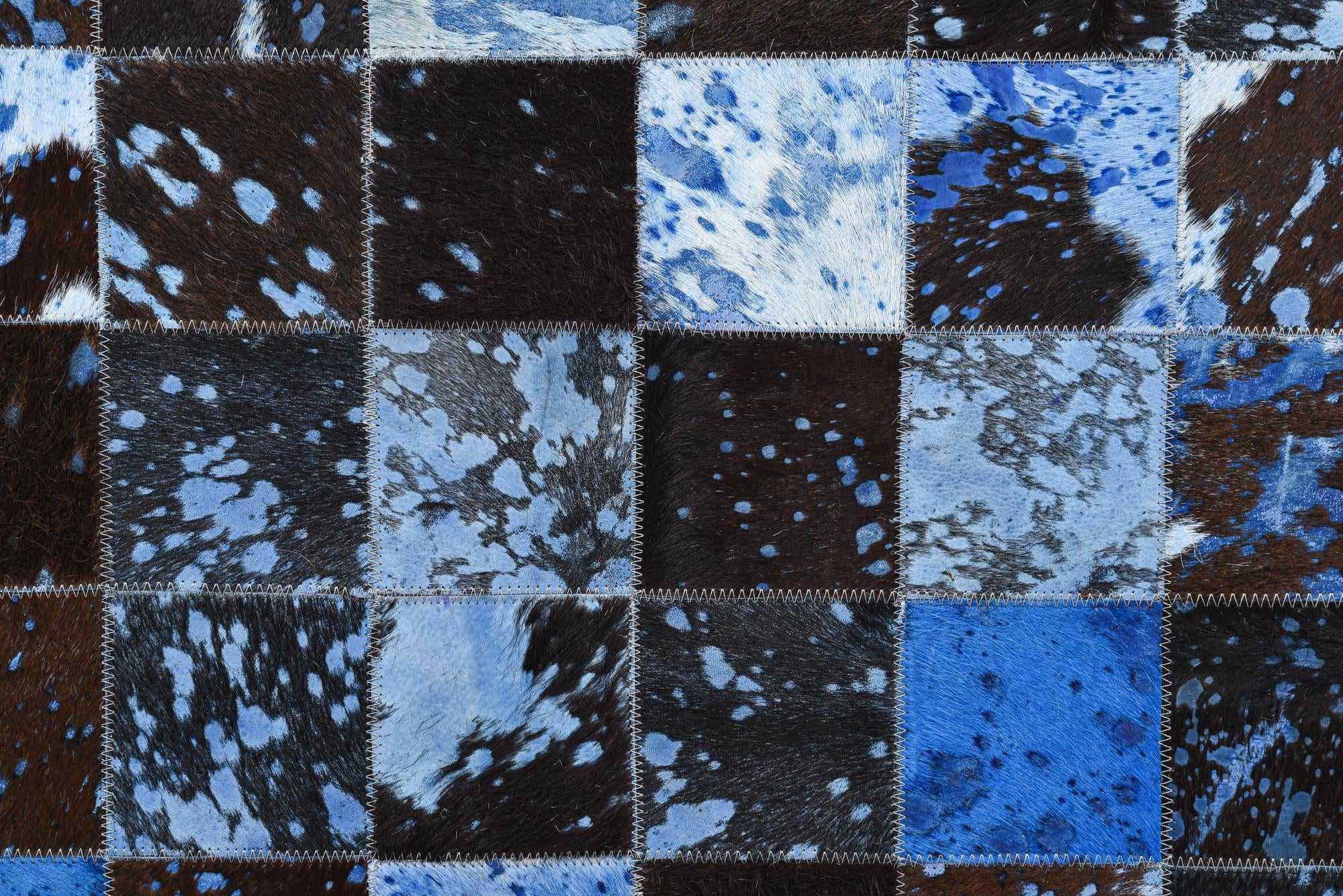 4' 7 x 6' 6 Cowhide Leather Rug