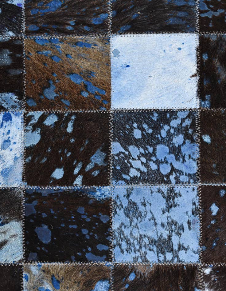 Detail image of 4' 7 x 6' 6 Cowhide Leather Rug