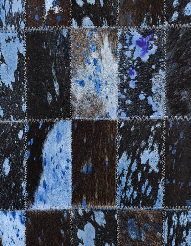 Detail image of 5' 3 x 7' 5 Cowhide Rug