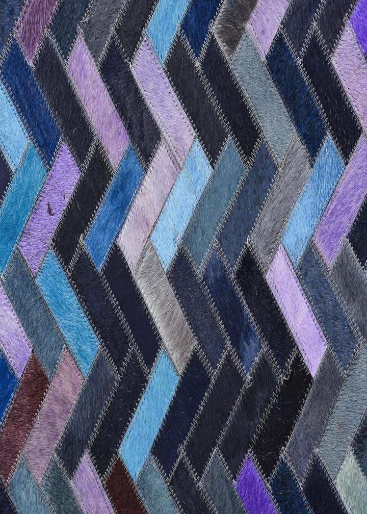 5' 1 x 8' Cowhide Rug