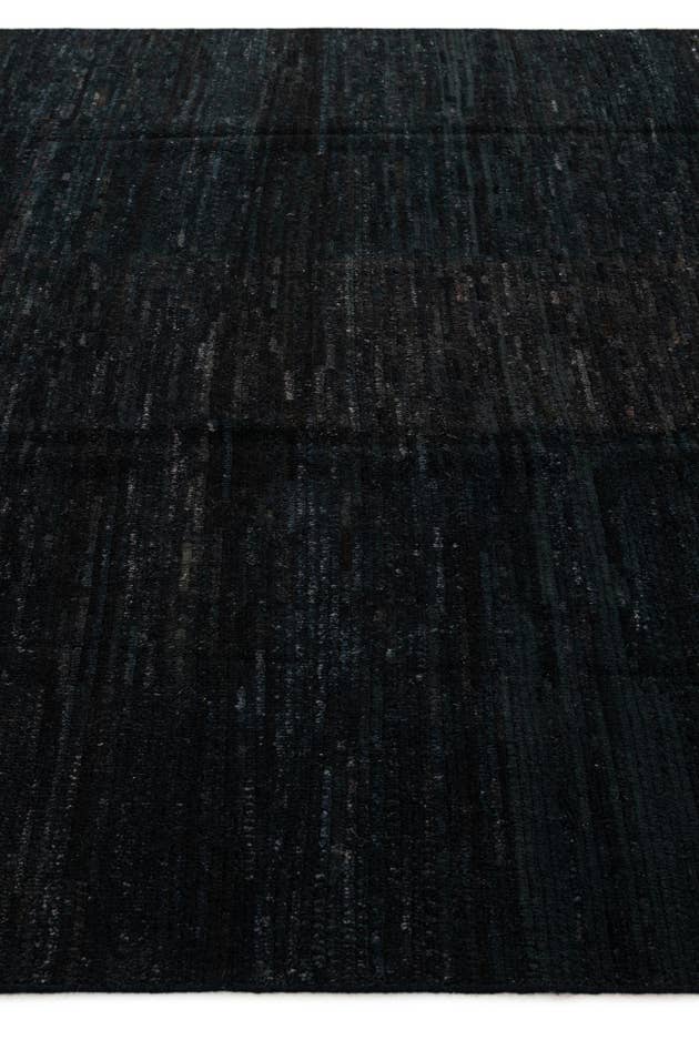 Detail image of 6' 9 x 10' Hand Knotted Darya Wool Rug