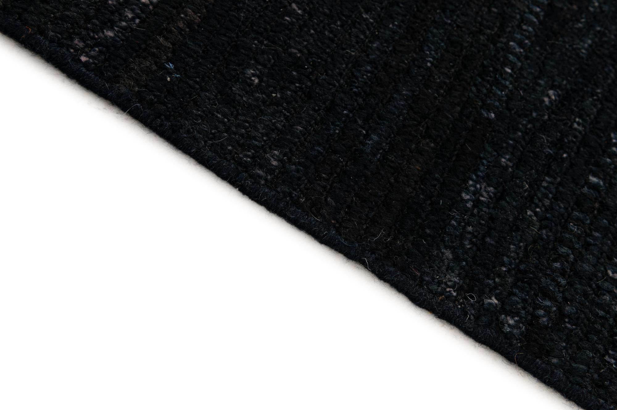 6' 9 x 10' Hand Knotted Darya Wool Rug