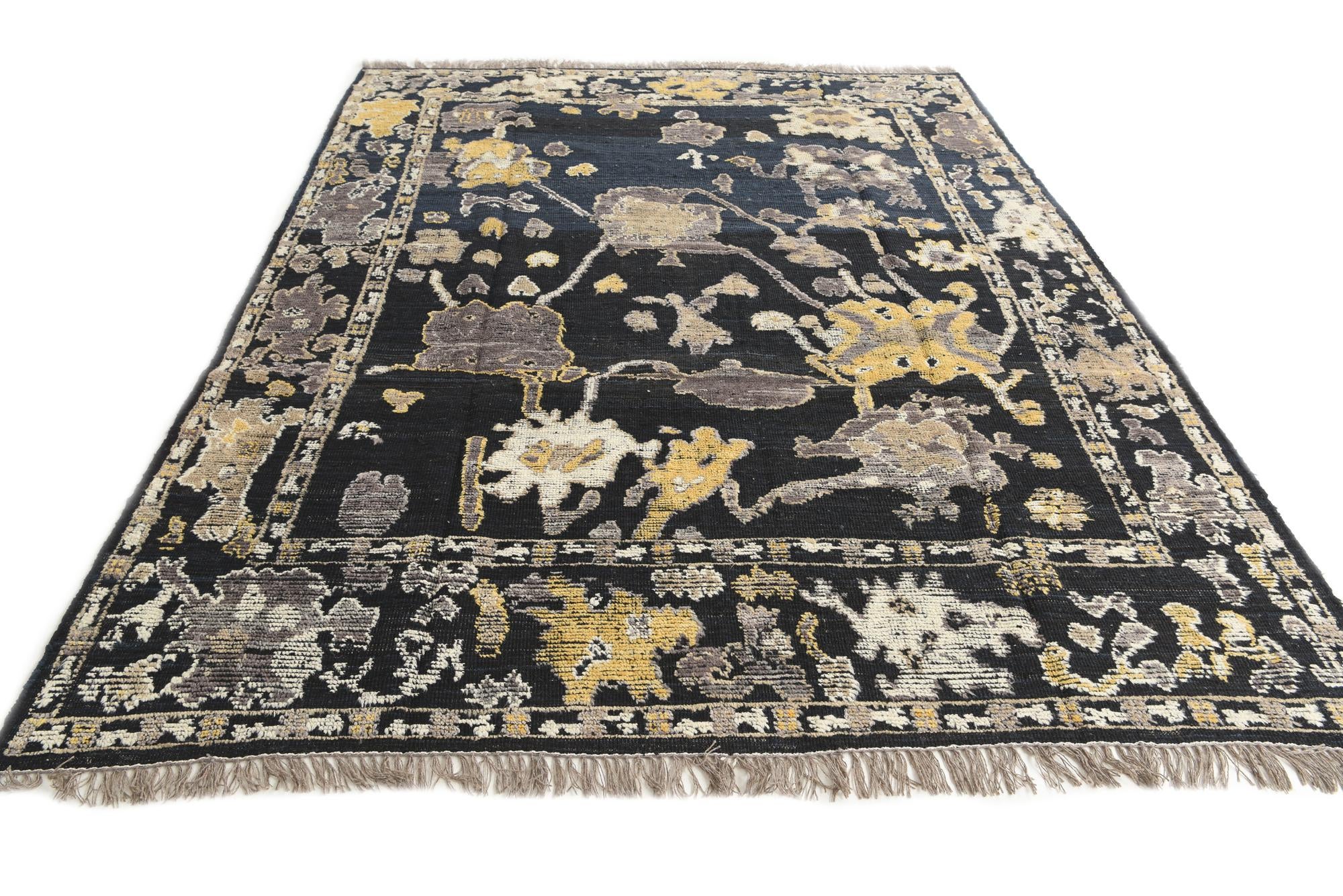 8' 1 x 10' 5 Hand Knotted Darya Wool Rug