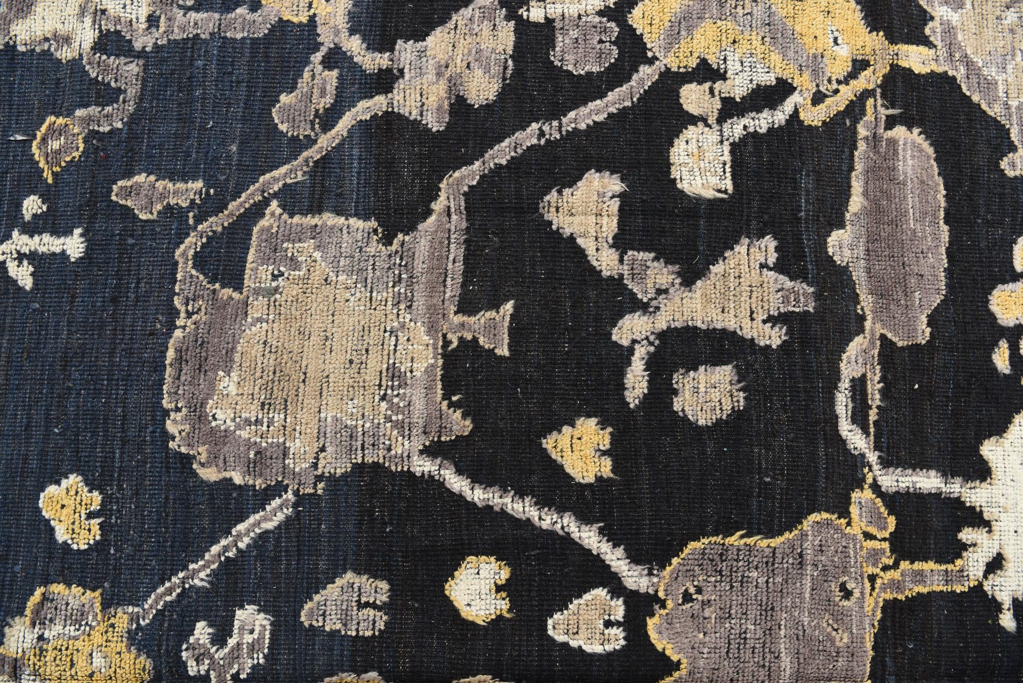8' 1 x 10' 5 Hand Knotted Darya Wool Rug