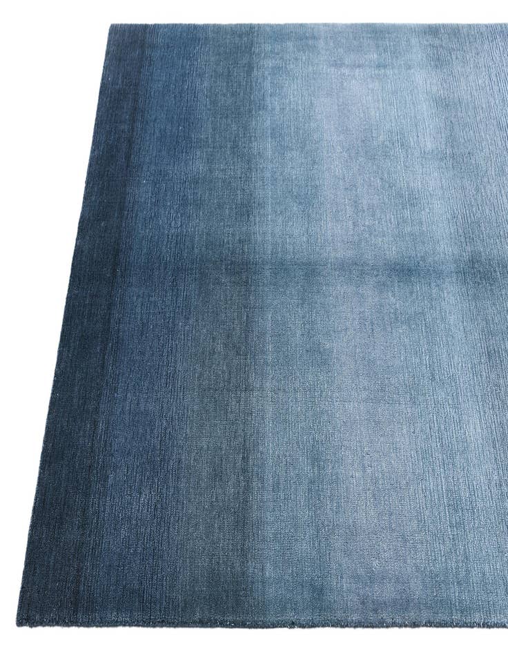 Detail image of 4' 4 x 6' 4 Darya Rug